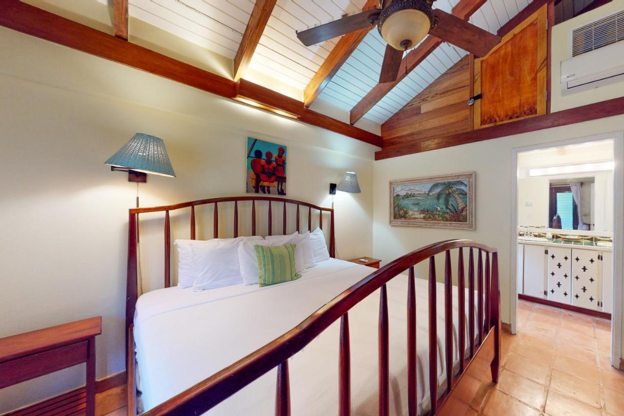 Condo #27 @ Beachside Villas Dangriga Eksteriør billede